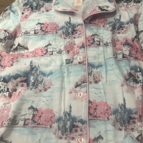 BedHead Bed Head Large Lg. Pajamas PJ’s Stretchy Castles Pink Blue EUC final - Picture 3 of 8